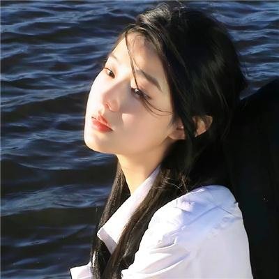 隔楼女孩：我们之间的层距